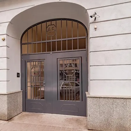 Rent Like - Zlota 65 Varšava